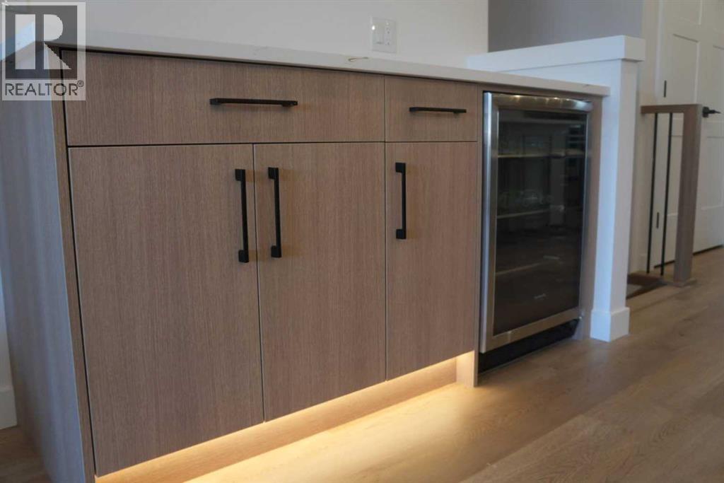 1904 47 Street, Calgary, Alberta  T3B 6B8 - Photo 6 - A2303876