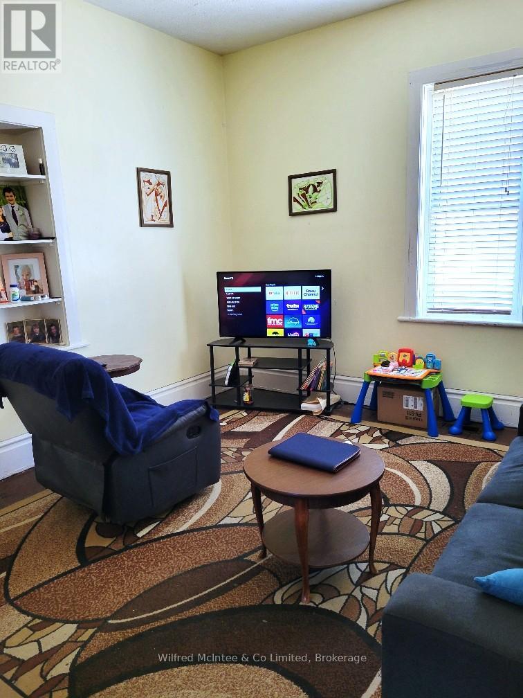 243 13th Street, Hanover, Ontario  N4N 1X1 - Photo 19 - X13063038