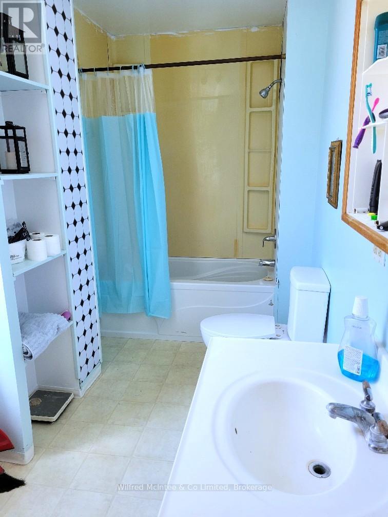 243 13th Street, Hanover, Ontario  N4N 1X1 - Photo 20 - X13063038