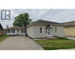 243 13TH STREET, Hanover, Ontario