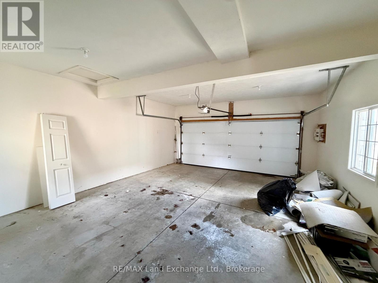 223 Stickel Street, Saugeen Shores, Ontario  N0H 2C1 - Photo 18 - X13063146