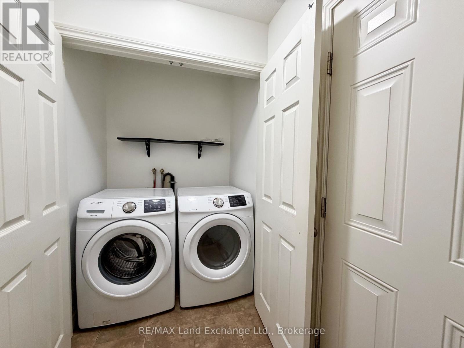 223 Stickel Street, Saugeen Shores, Ontario  N0H 2C1 - Photo 4 - X13063146