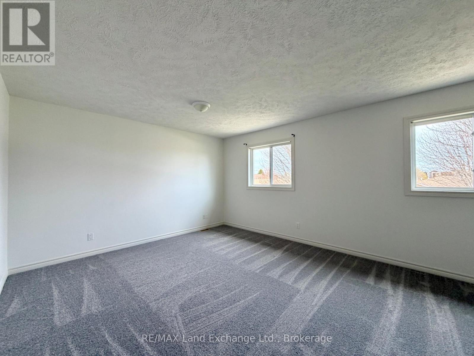 223 Stickel Street, Saugeen Shores, Ontario  N0H 2C1 - Photo 8 - X13063146