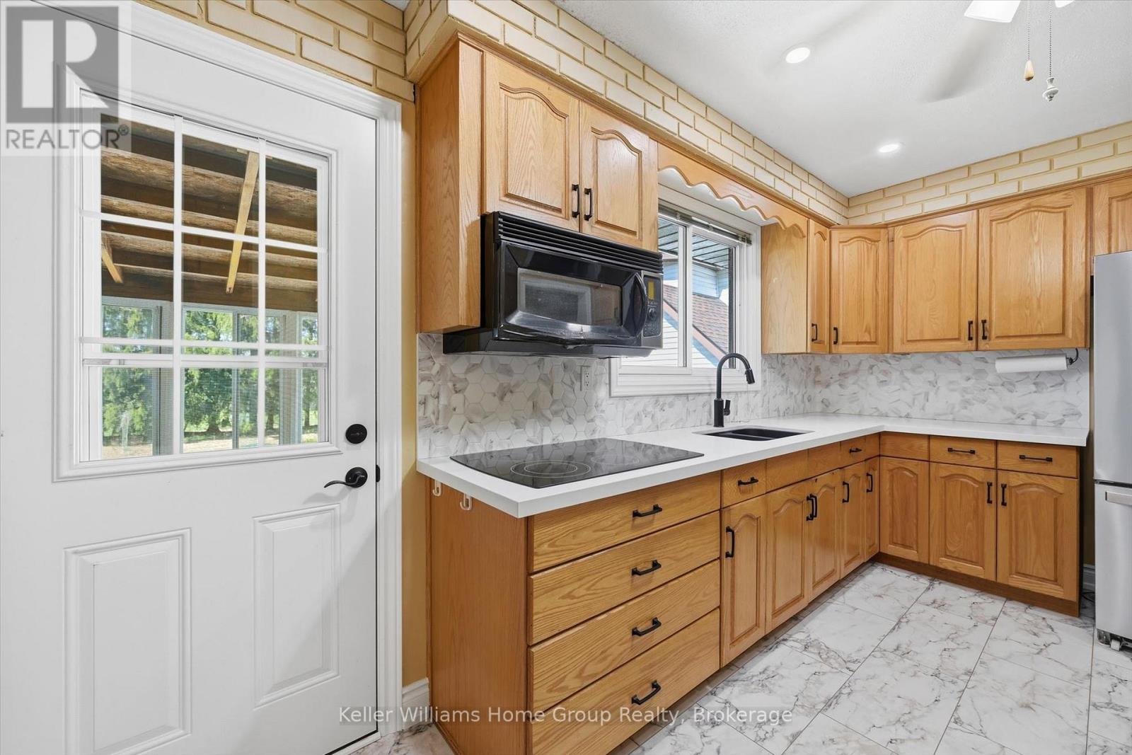 1233 5 Highway W, Hamilton, Ontario  L9H 5E1 - Photo 13 - X13063240