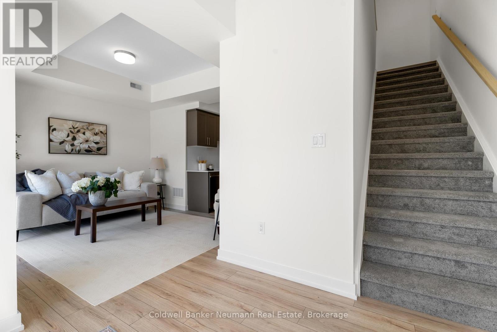 51 - 940 St David Street N, Centre Wellington (Fergus), Ontario  N1M 0L7 - Photo 9 - X13063250