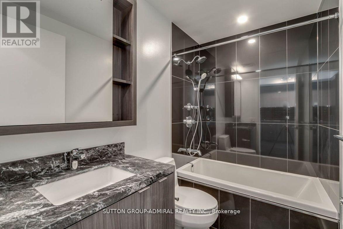 1601 - 115 Blue Jays Way, Toronto, Ontario  M5V 3T3 - Photo 5 - C13063000