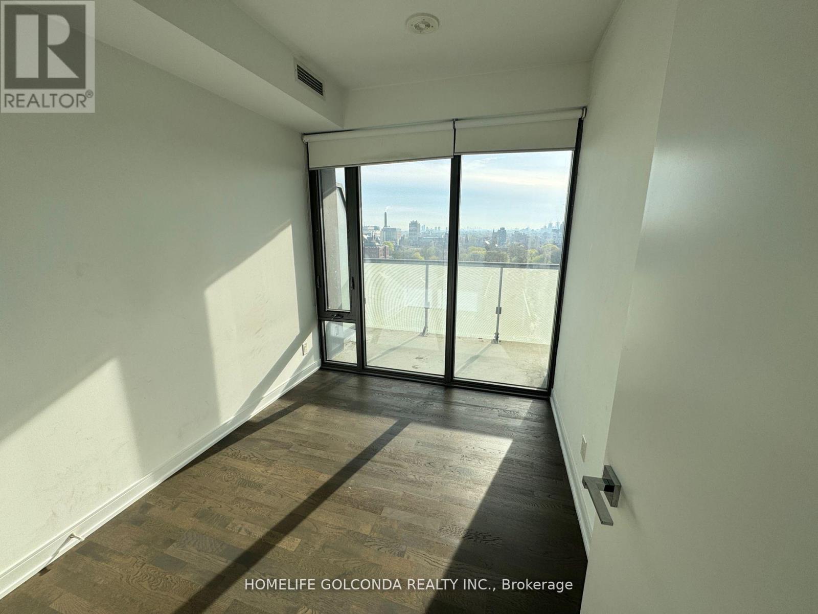 1319 - 57 St Joseph Street, Toronto, Ontario  M5S 0C5 - Photo 9 - C13063054