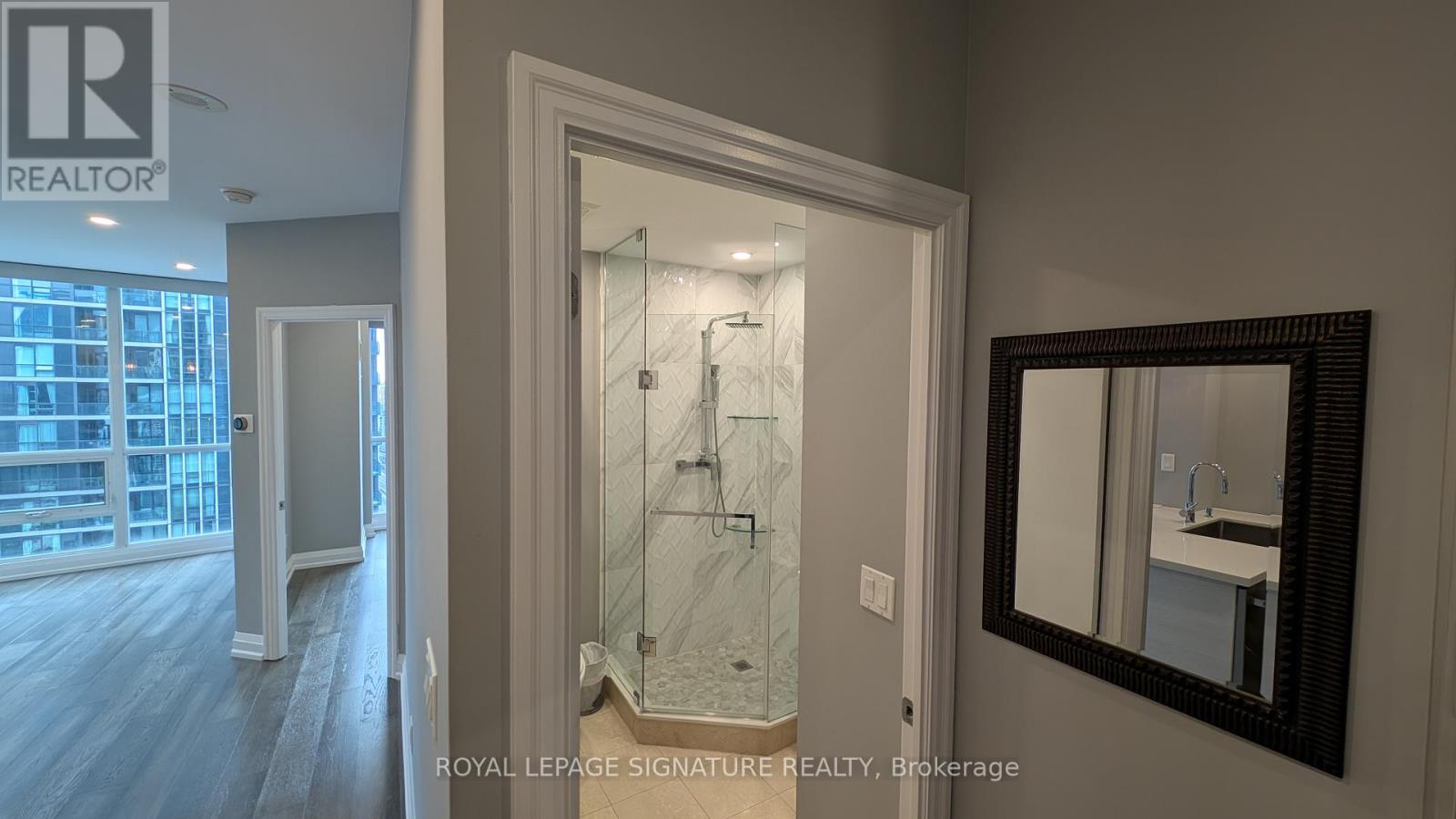 2401 - 16 Yonge Street, Toronto, Ontario  M5E 2A1 - Photo 10 - C13063126
