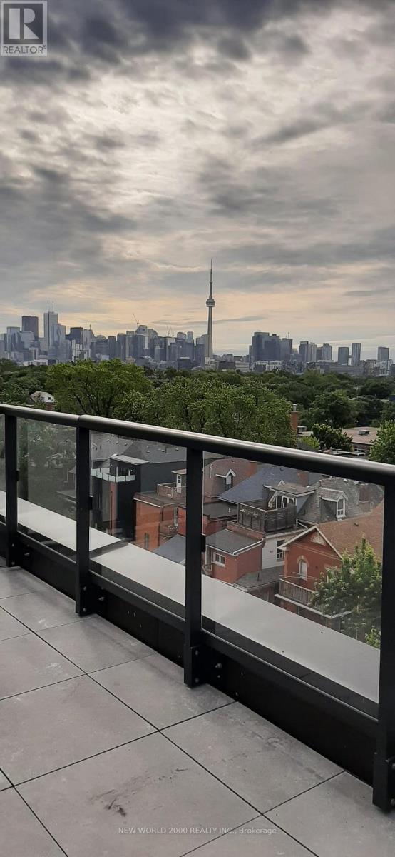 620 - 899 COLLEGE STREET W, Toronto, Ontario