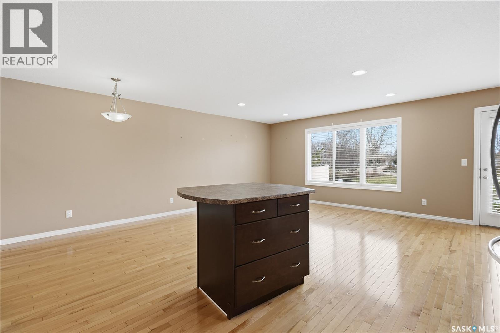375 Pickard Way N, Regina, Saskatchewan  S4R 1A9 - Photo 15 - SK034339