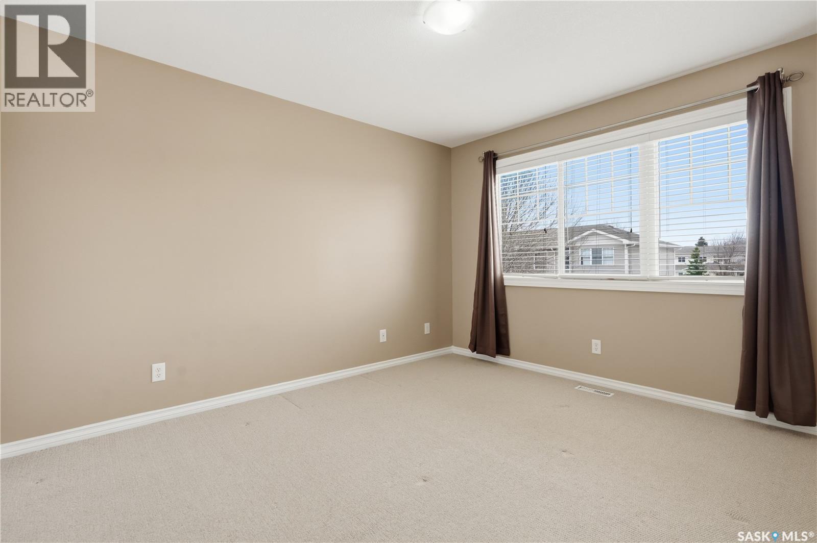375 Pickard Way N, Regina, Saskatchewan  S4R 1A9 - Photo 18 - SK034339