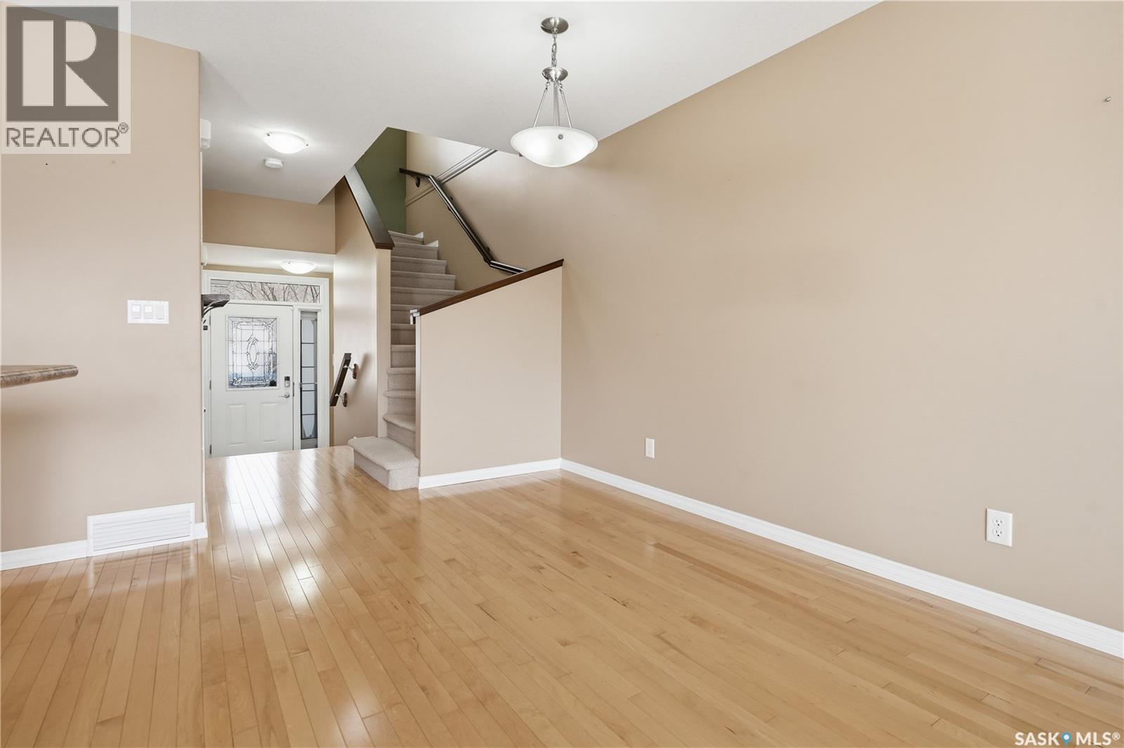 375 Pickard Way N, Regina, Saskatchewan  S4R 1A9 - Photo 7 - SK034339