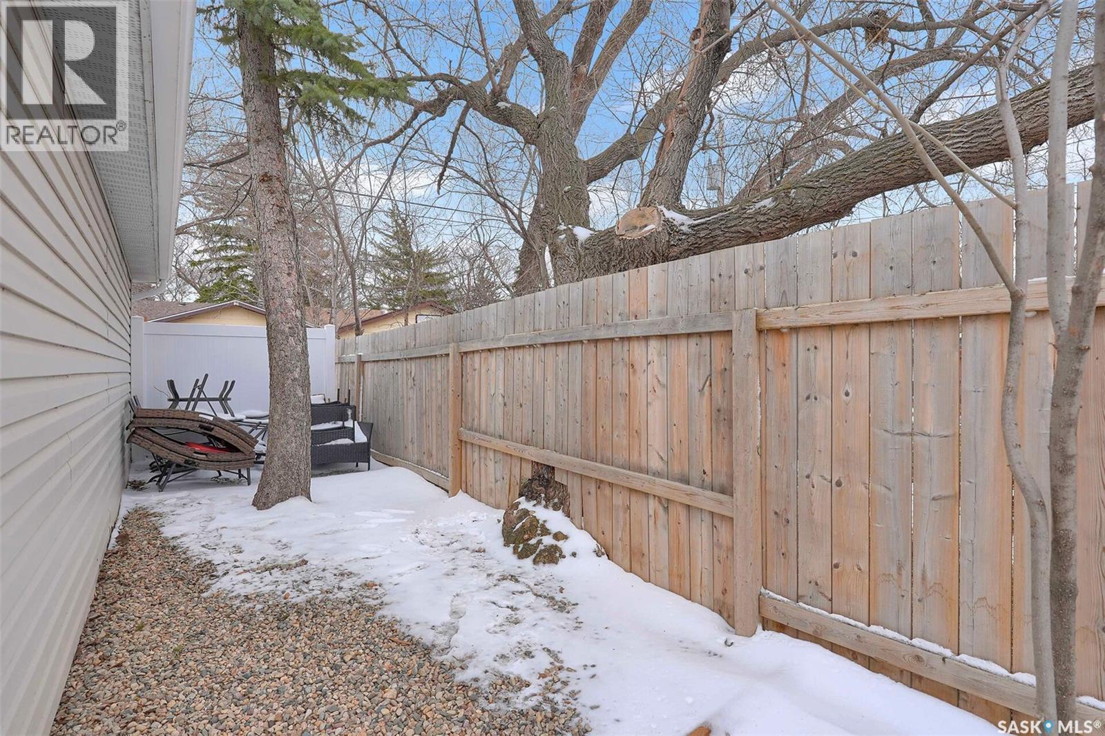 3249 Montague Street, Regina, Saskatchewan  S4S 1Z8 - Photo 45 - SK034261