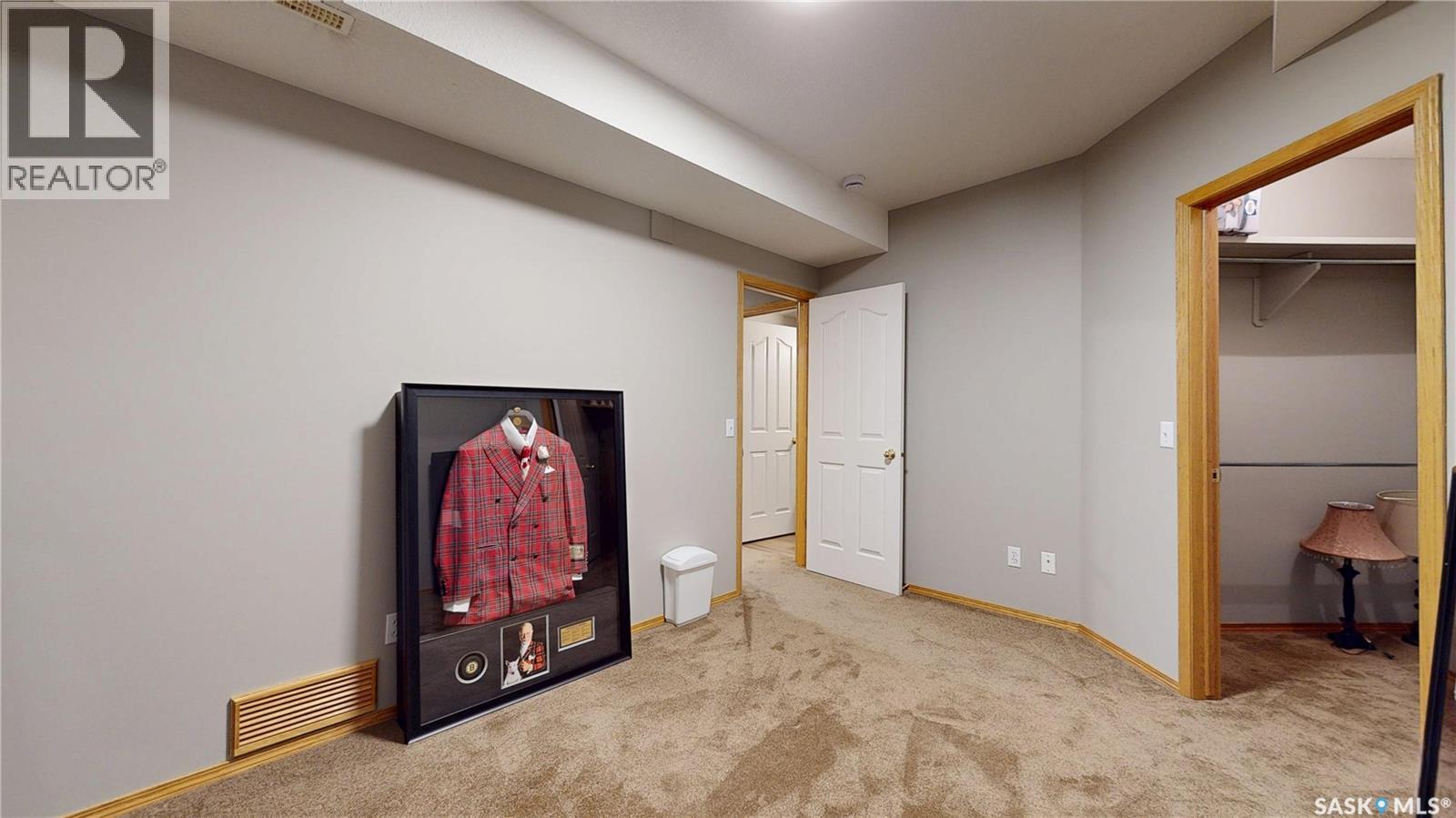 1650 Rousseau Crescent N, Regina, Saskatchewan  S4X 4L9 - Photo 43 - SK034224