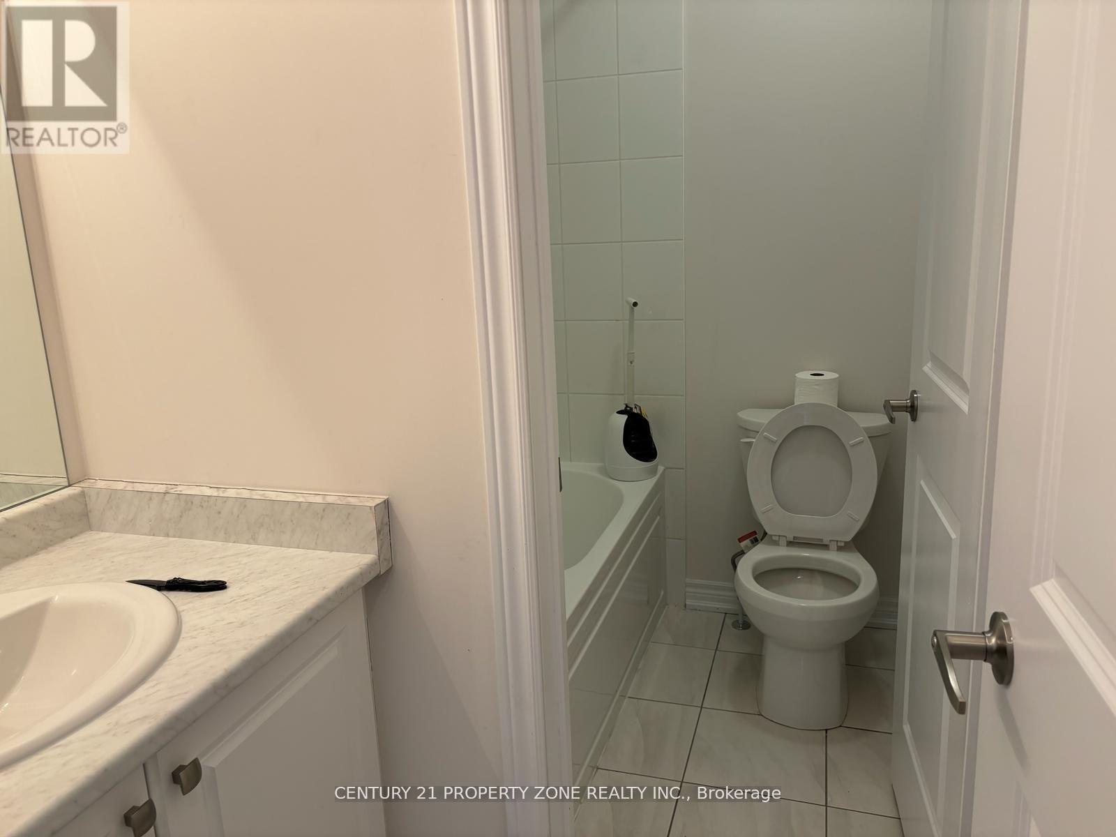 1272 Amherst Gate, Oshawa, Ontario  L1L 0T1 - Photo 12 - E13063040