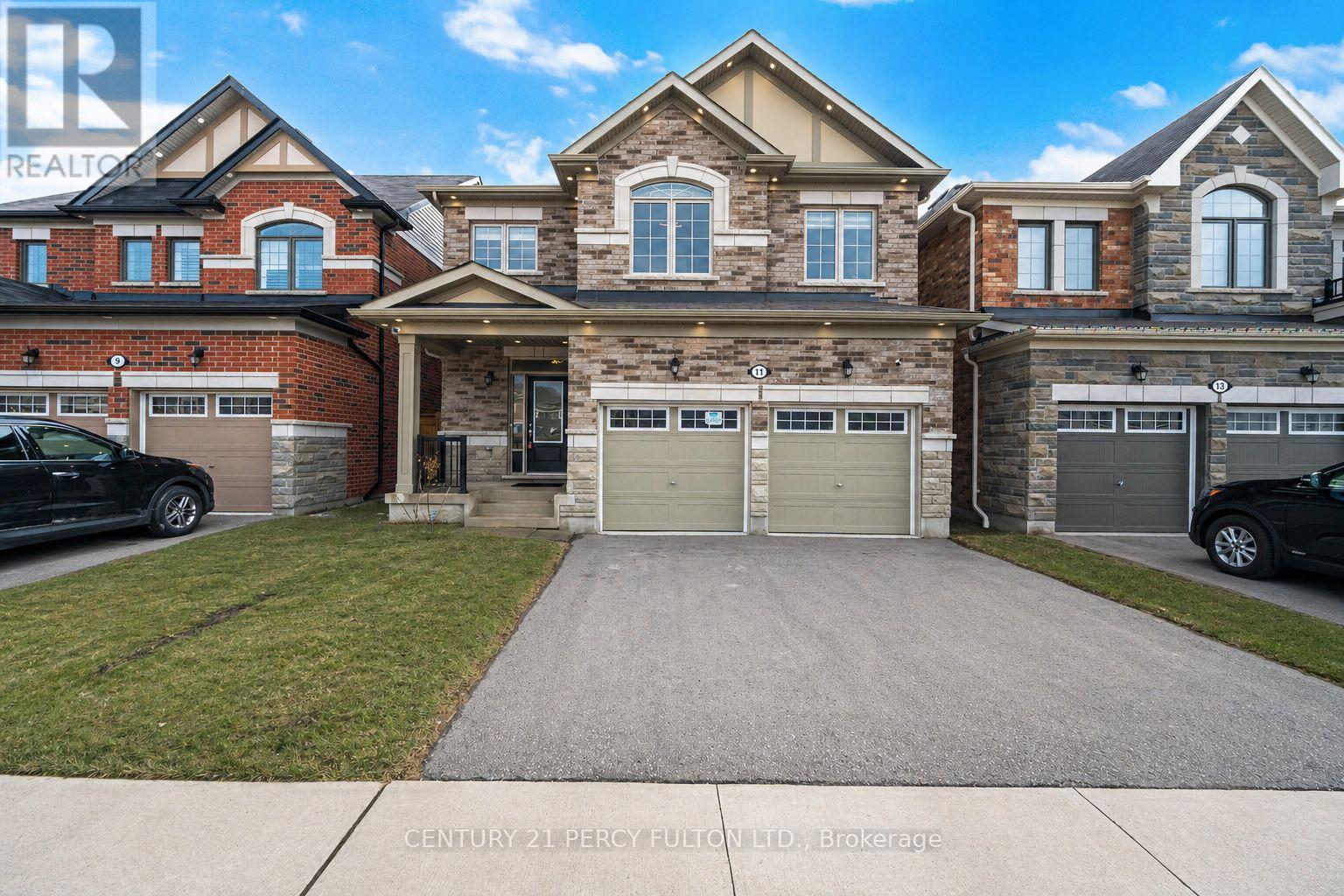 11 CISCO DRIVE, Whitby, Ontario