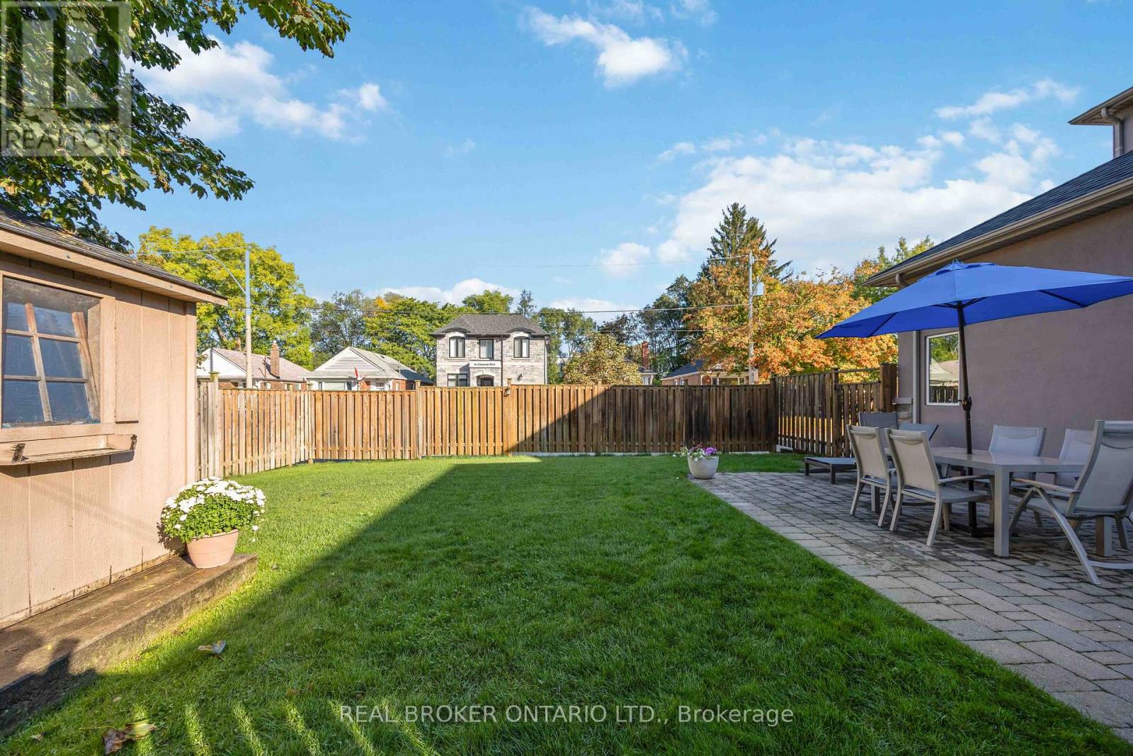 122 Cedarcrest Boulevard, Toronto, Ontario  M4B 2P3 - Photo 23 - E13063160