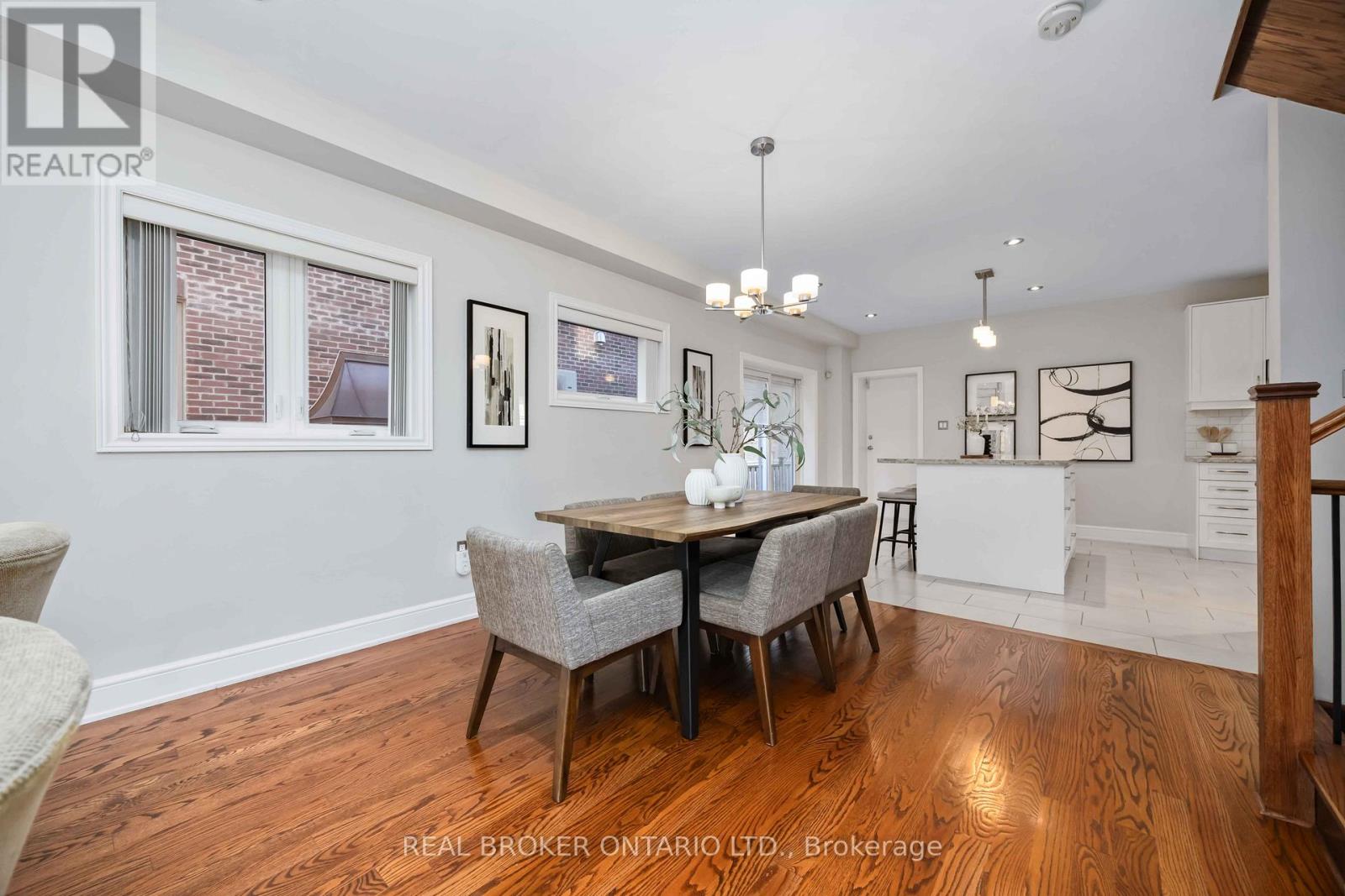 122 Cedarcrest Boulevard, Toronto, Ontario  M4B 2P3 - Photo 7 - E13063160