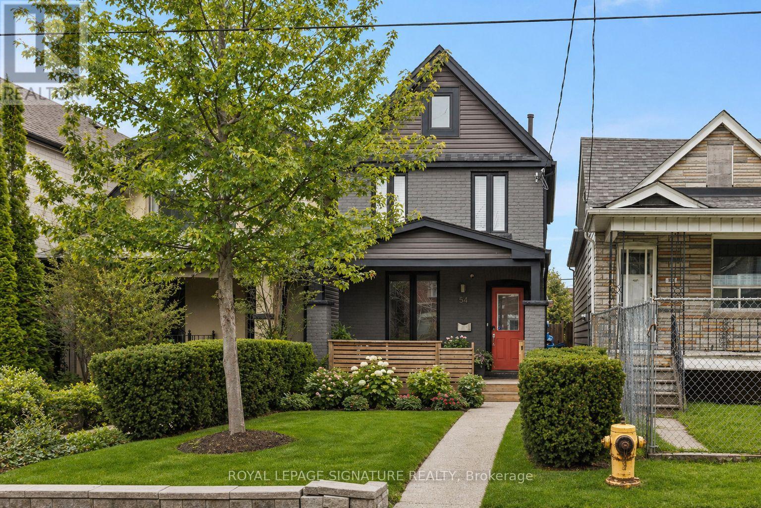 54 EATON AVENUE, Toronto, Ontario