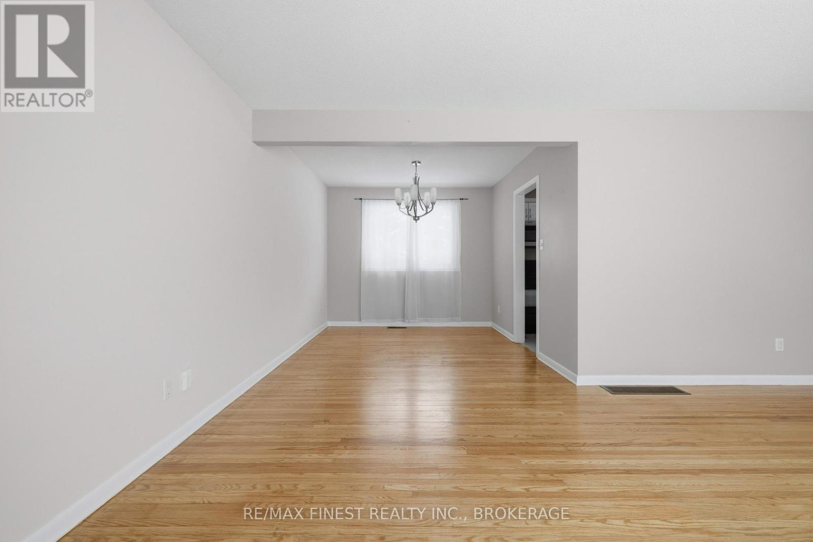 337 Avenue Road, Kingston, Ontario  K7M 1C8 - Photo 6 - X12748074