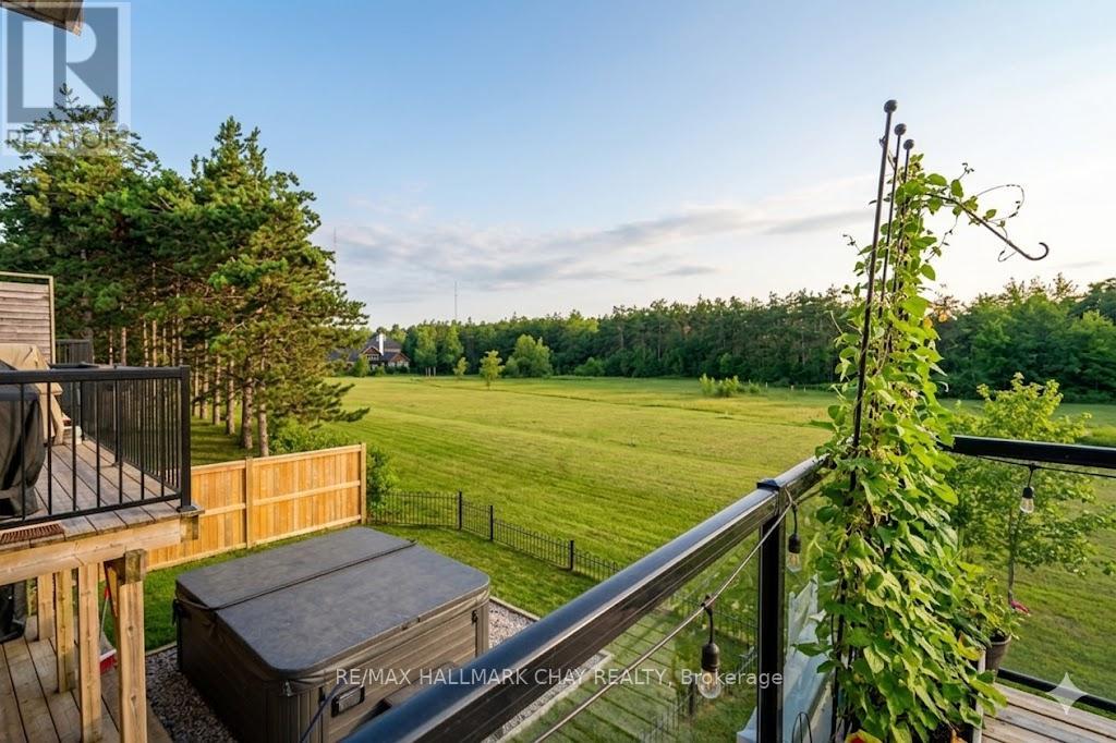 54 Landscape Drive, Oro-Medonte, Ontario  L0L 2L0 - Photo 7 - S12817826