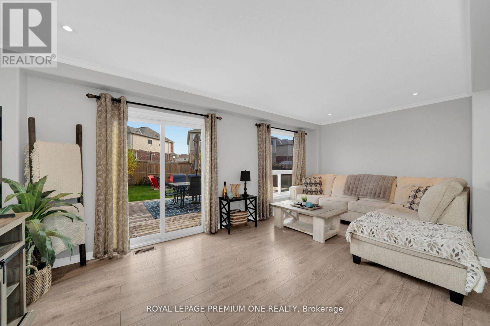 31 Stevenson Street, Essa (Angus), Ontario  L0M 1B6 - Photo 16 - N13063042