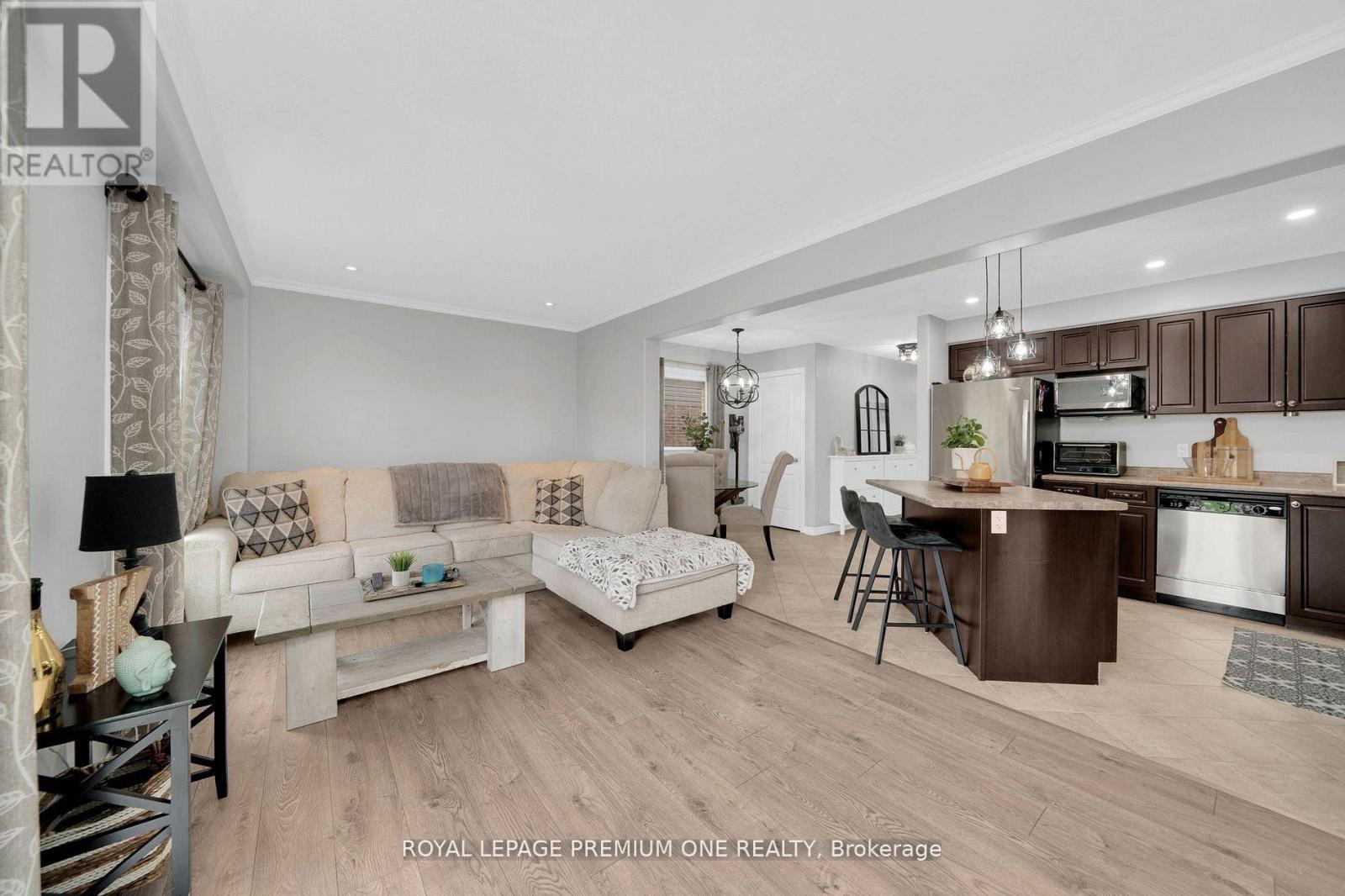 31 Stevenson Street, Essa (Angus), Ontario  L0M 1B6 - Photo 17 - N13063042