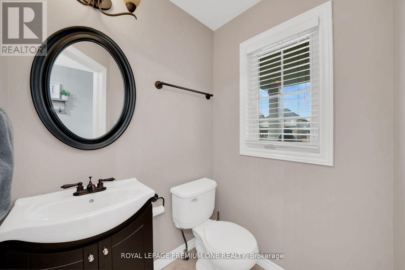 31 Stevenson Street, Essa (Angus), Ontario  L0M 1B6 - Photo 6 - N13063042