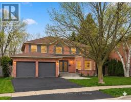 9 MORRISON CREEK CRESCENT, Oakville, Ontario