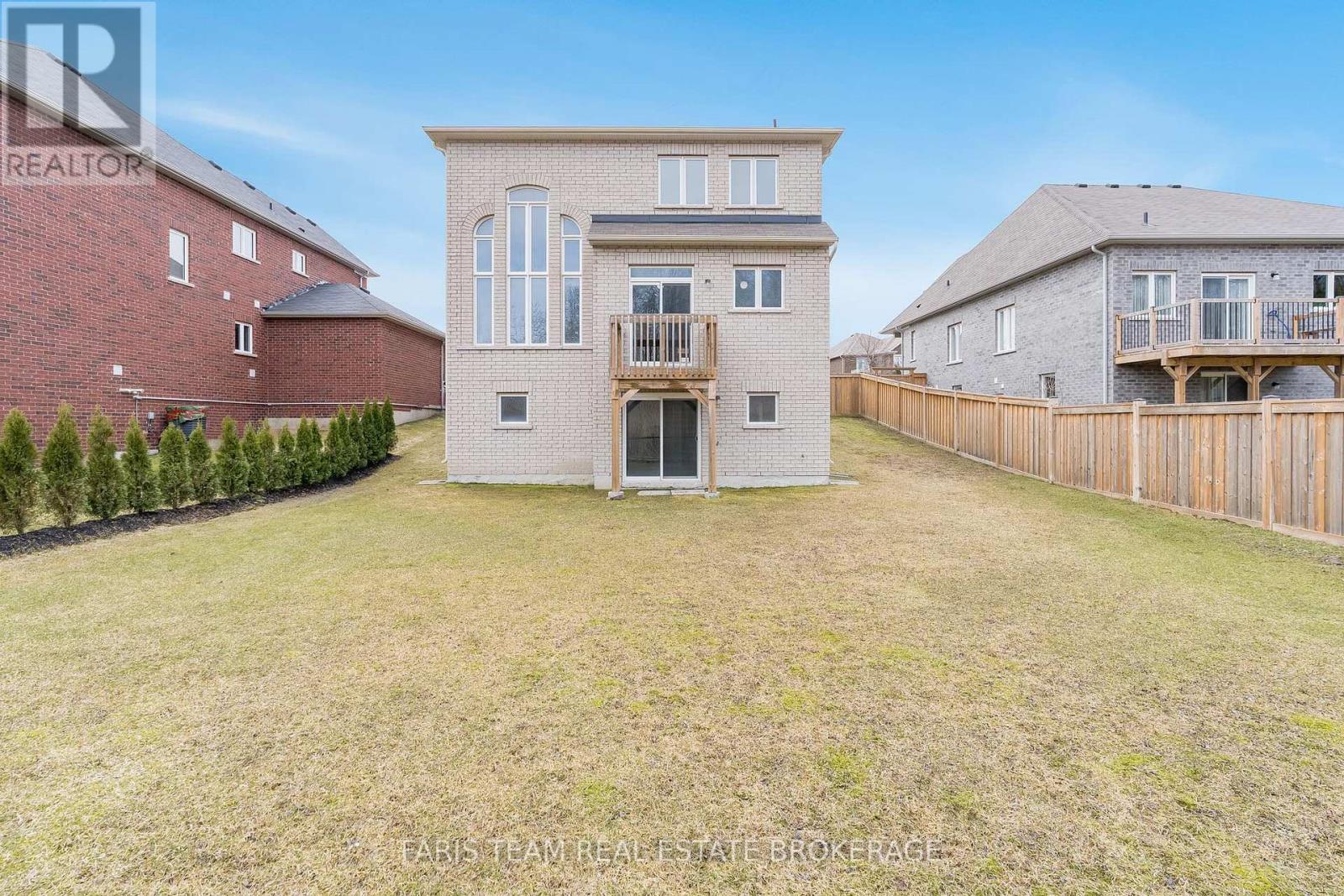 33 Pearl Street, Wasaga Beach, Ontario  L9Z 0G9 - Photo 42 - S13063124