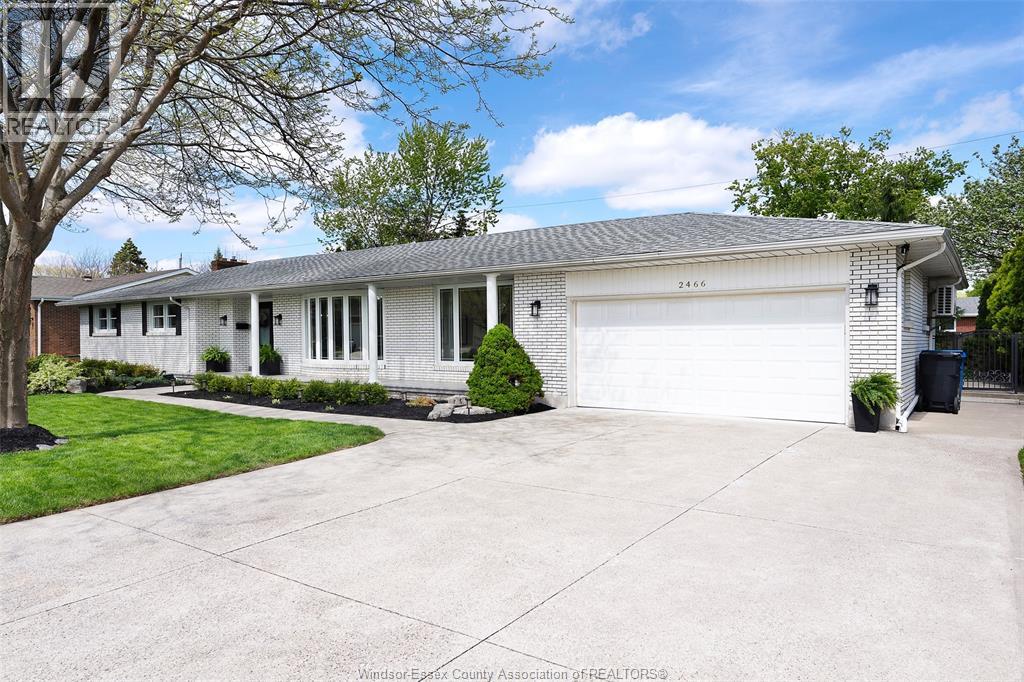 2466 Curry Avenue, Windsor, Ontario  N9E 2S5 - Photo 3 - 26009662