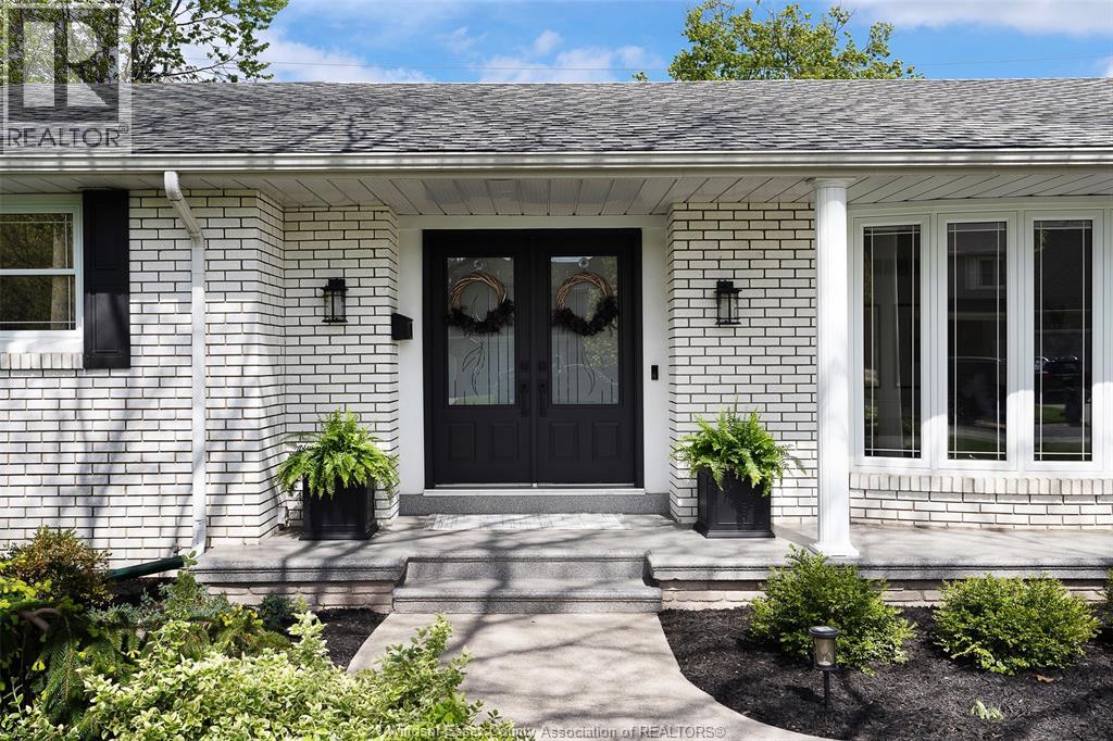 2466 Curry Avenue, Windsor, Ontario  N9E 2S5 - Photo 4 - 26009662