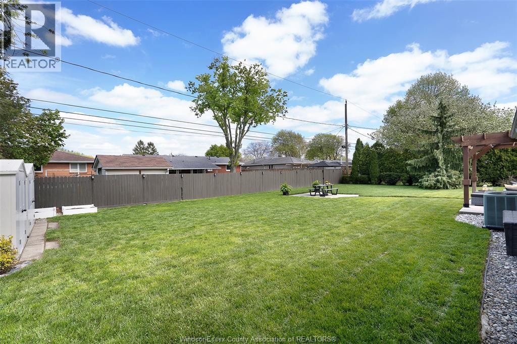 2466 Curry Avenue, Windsor, Ontario  N9E 2S5 - Photo 46 - 26009662