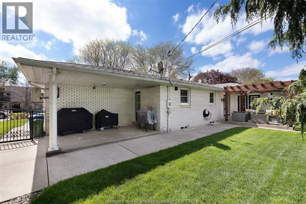 2466 Curry Avenue, Windsor, Ontario  N9E 2S5 - Photo 43 - 26009662