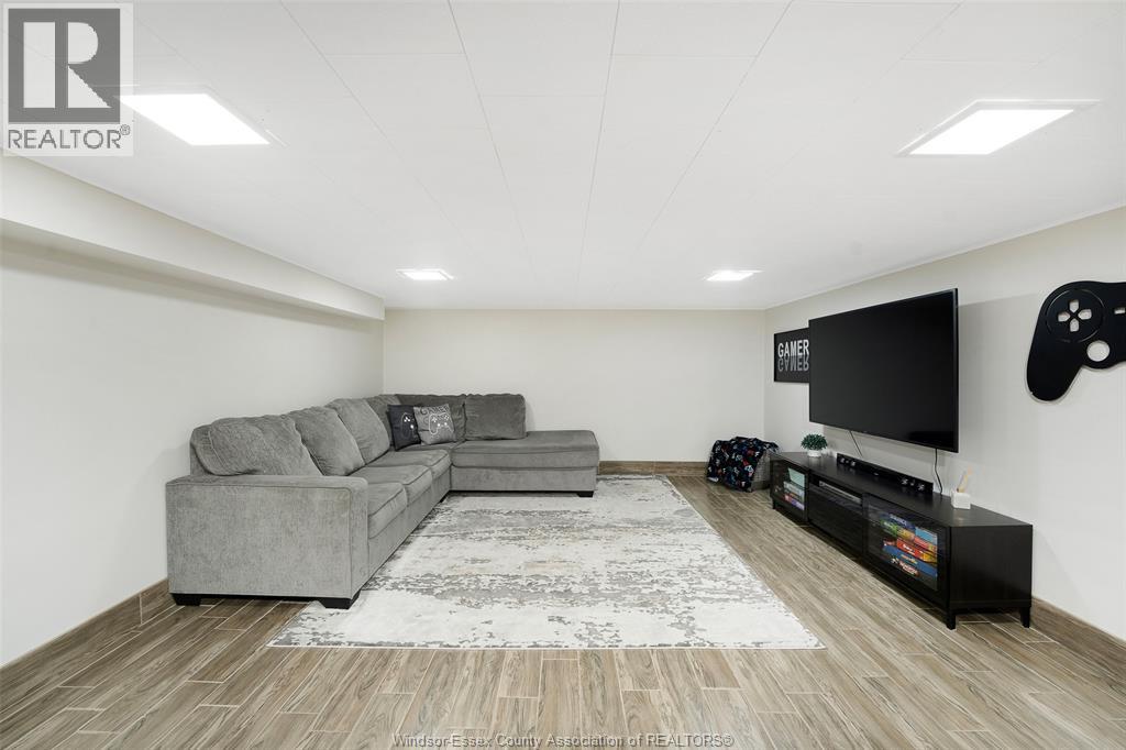 2466 Curry Avenue, Windsor, Ontario  N9E 2S5 - Photo 38 - 26009662