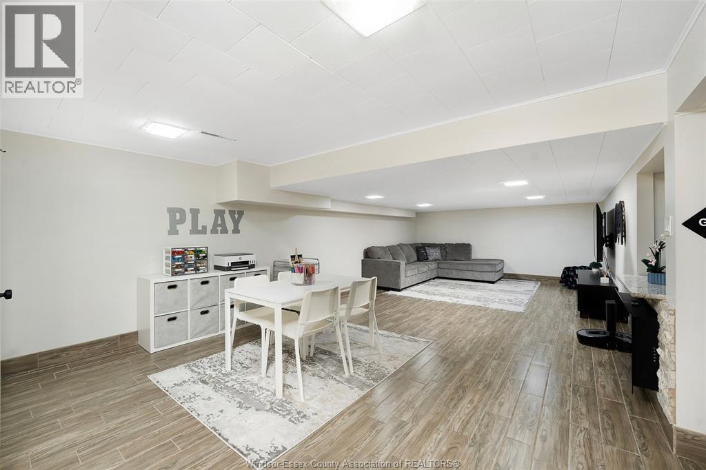 2466 Curry Avenue, Windsor, Ontario  N9E 2S5 - Photo 37 - 26009662