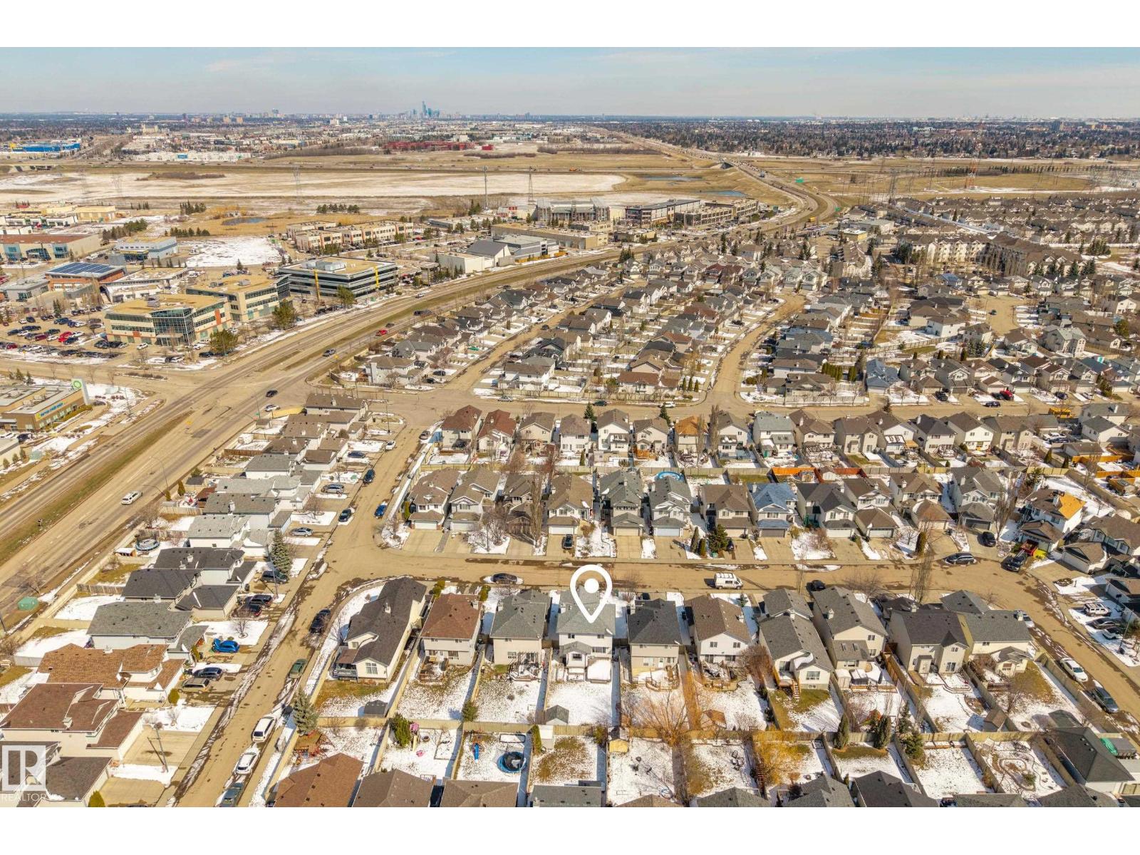 8915 7 Av Sw, Edmonton, Alberta  T6X 1B7 - Photo 6 - E4484855