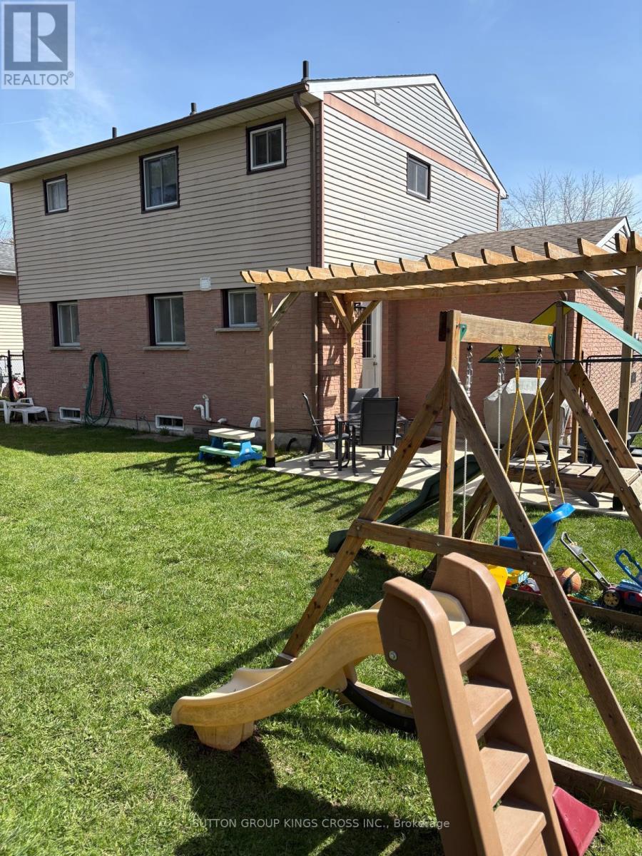 11 Bellefield Crescent, Wellington North, Ontario  N0G 1A0 - Photo 48 - X12810780