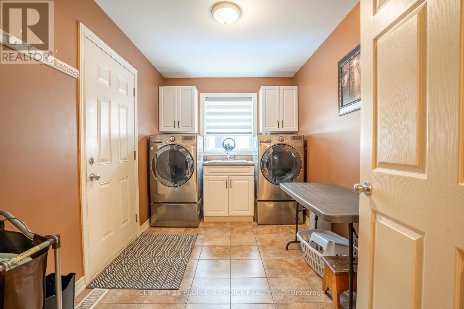 5438 Morning Glory Court, Niagara Falls, Ontario  L2J 0A3 - Photo 10 - X13061940