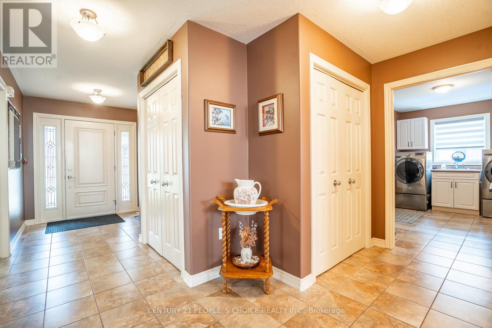 5438 Morning Glory Court, Niagara Falls, Ontario  L2J 0A3 - Photo 9 - X13061940