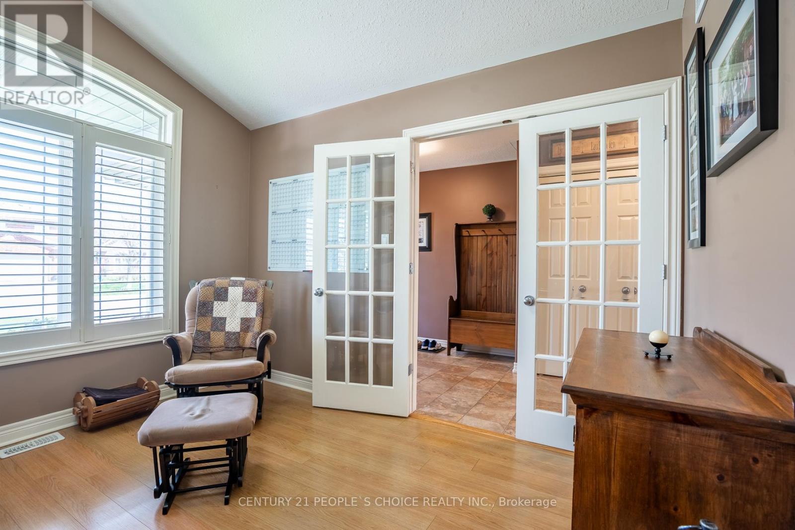 5438 Morning Glory Court, Niagara Falls, Ontario  L2J 0A3 - Photo 6 - X13061940