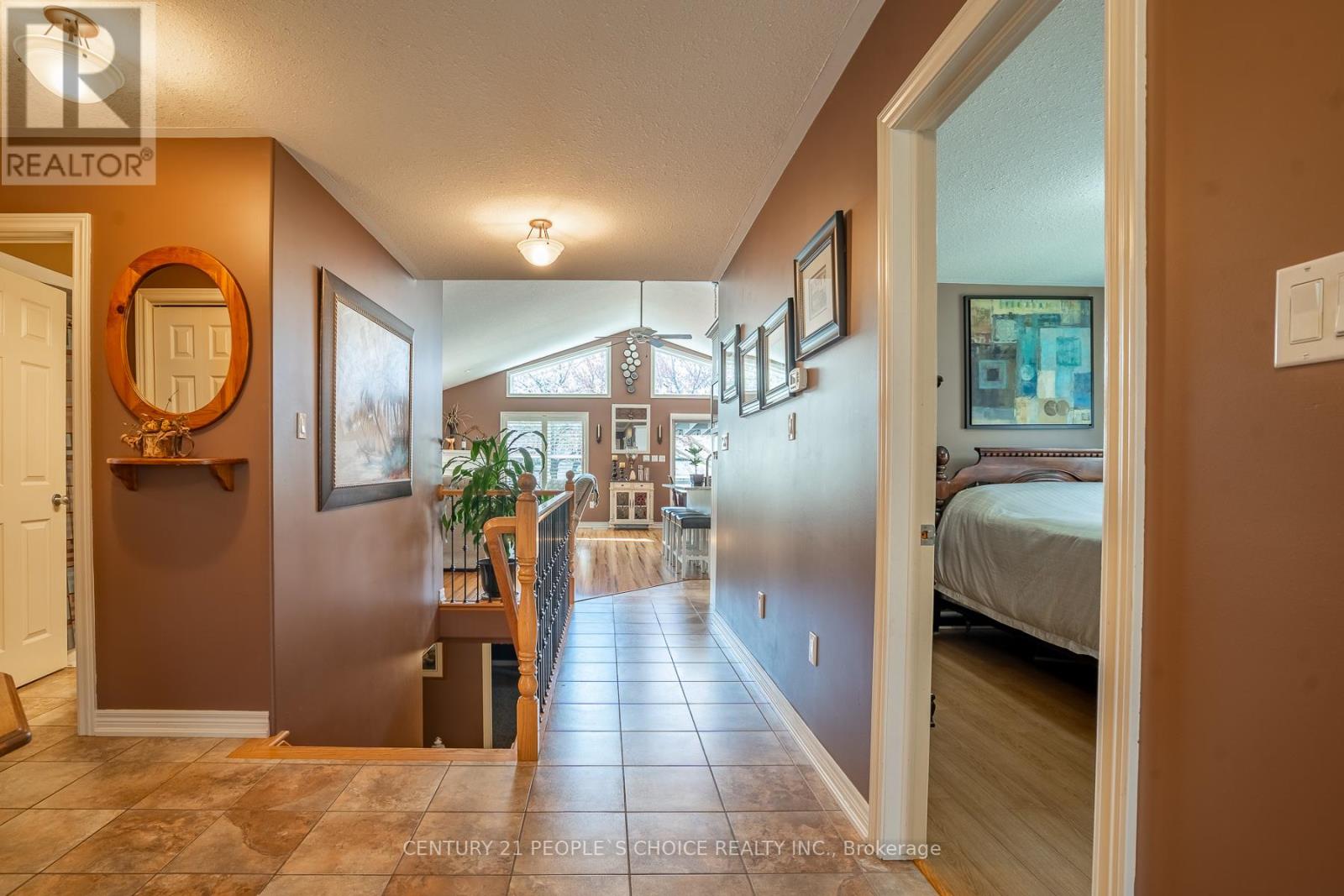 5438 Morning Glory Court, Niagara Falls, Ontario  L2J 0A3 - Photo 7 - X13061940