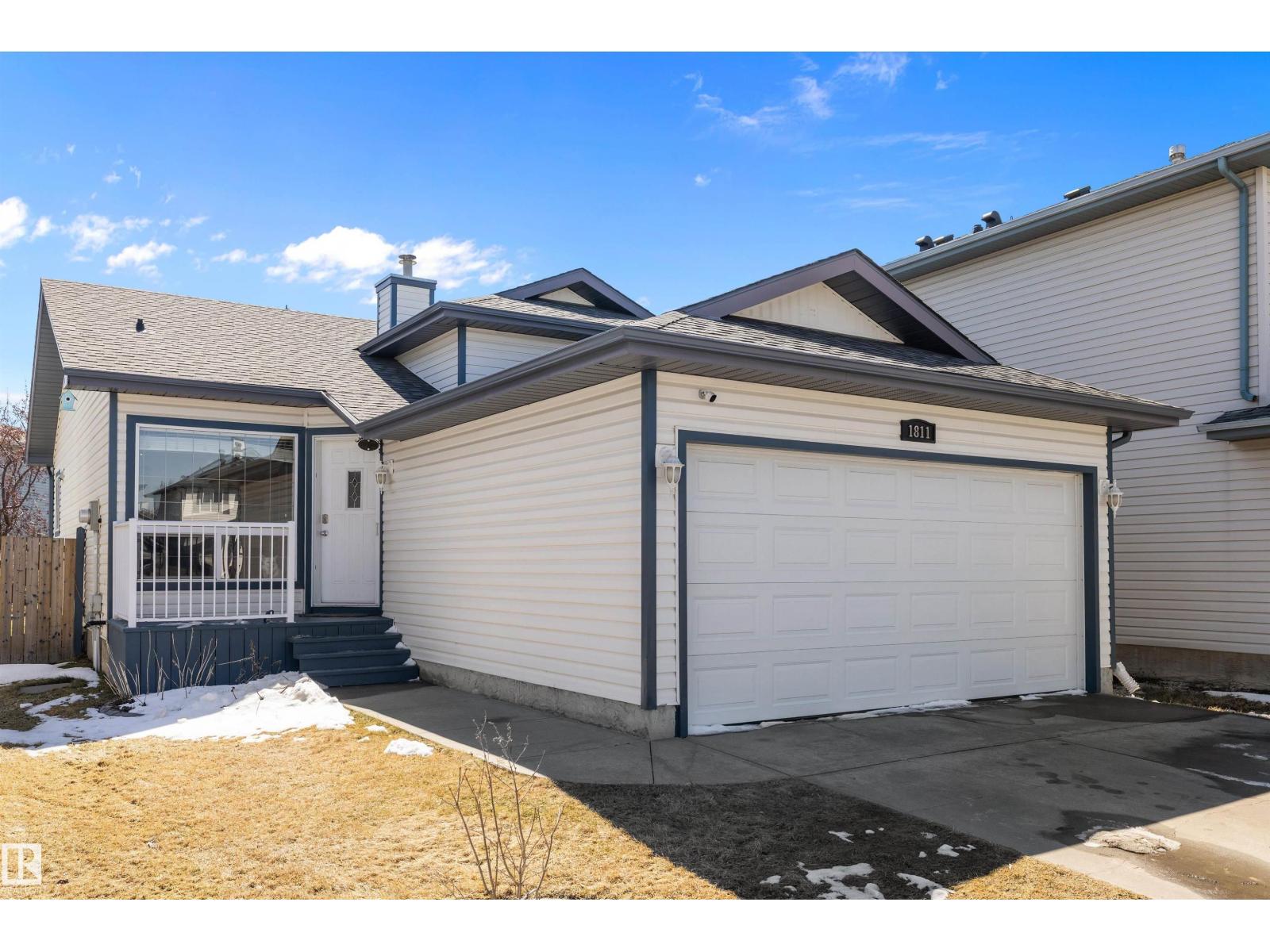 1811 37 Av Nw, Edmonton, Alberta  T6T 1S6 - Photo 2 - E4484867