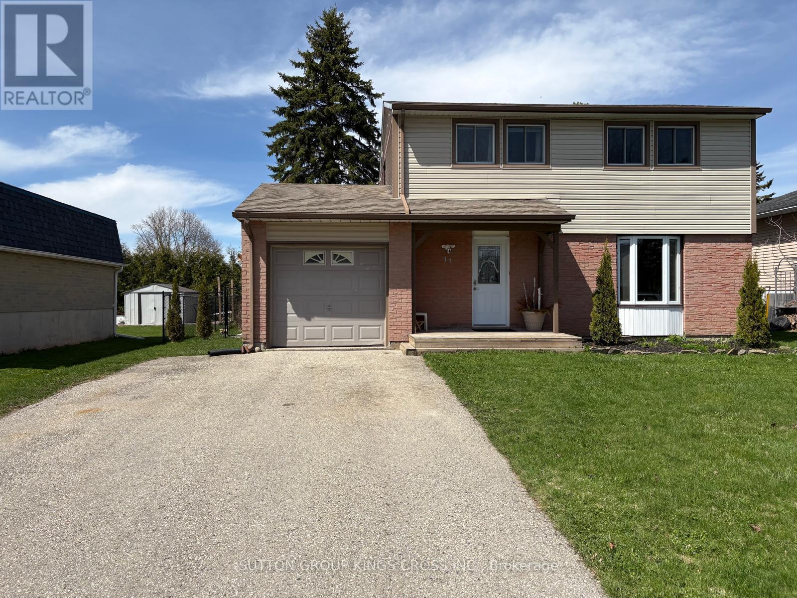 11 Bellefield Crescent, Wellington North, Ontario  N0G 1A0 - Photo 2 - X12810780