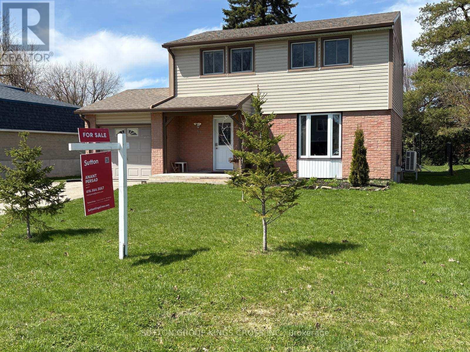 11 Bellefield Crescent, Wellington North, Ontario  N0G 1A0 - Photo 1 - X12810780