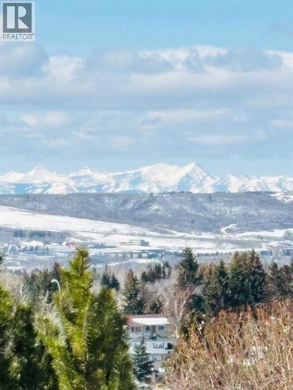 44 Edgemont Estates Road NW, Calgary, Alberta