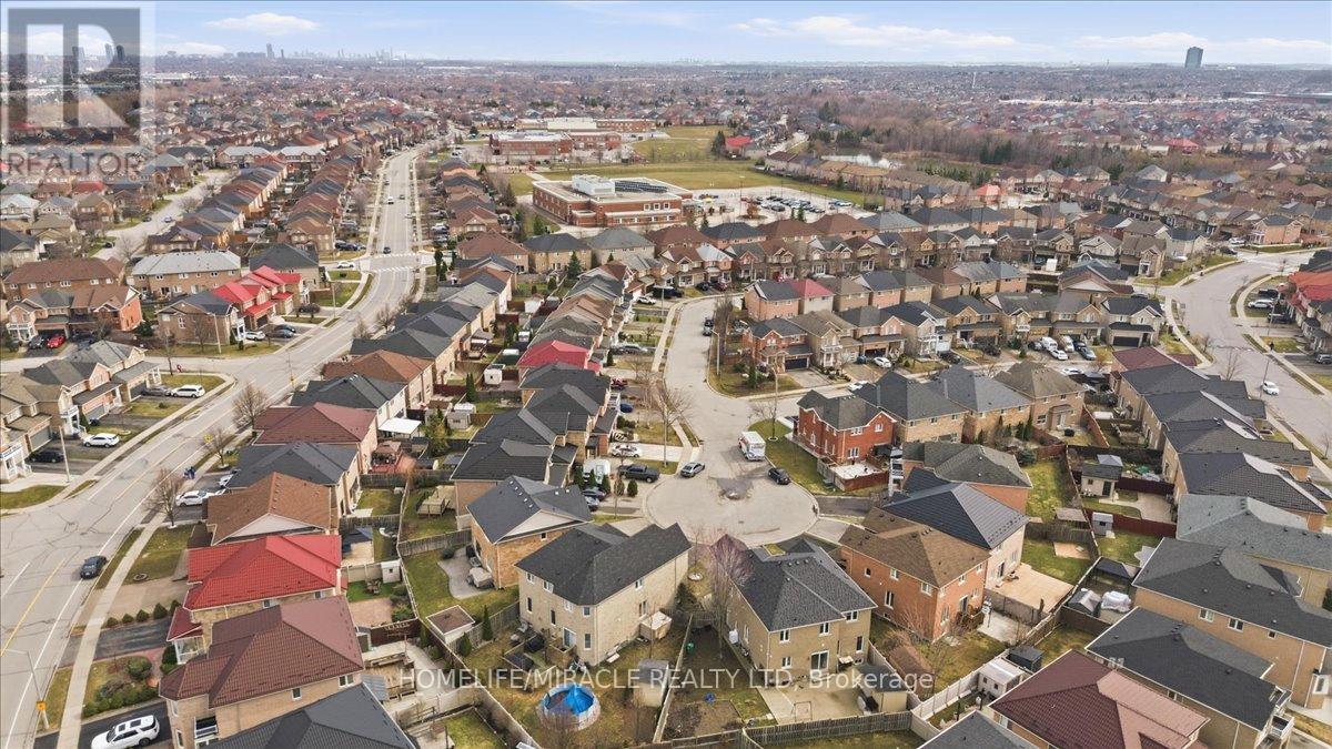 6 Prima Vista Court, Brampton, Ontario  L7A 3W8 - Photo 42 - W13062990