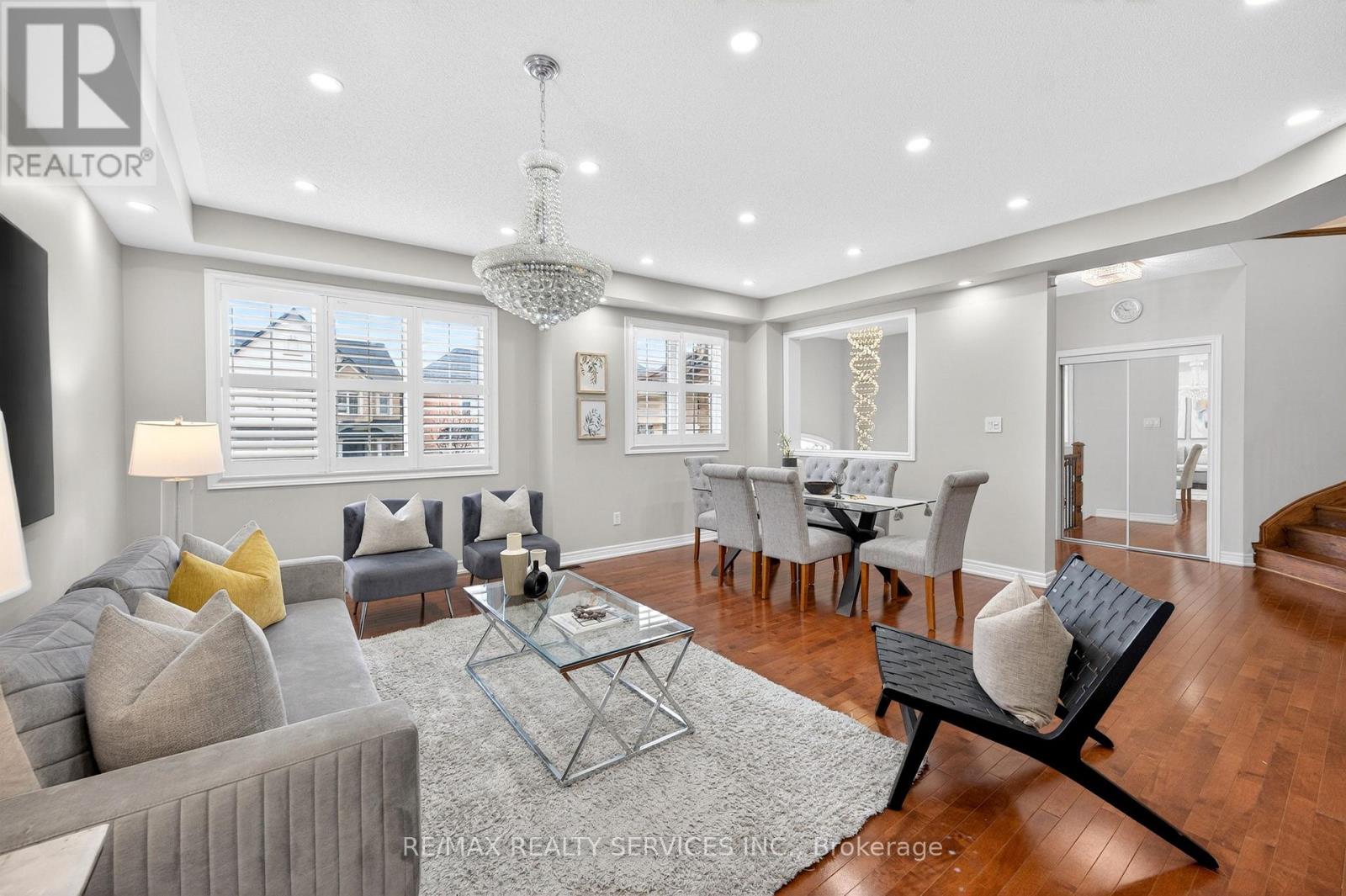 20 Maywood Street, Brampton, Ontario  L6Y 0W6 - Photo 10 - W13063106