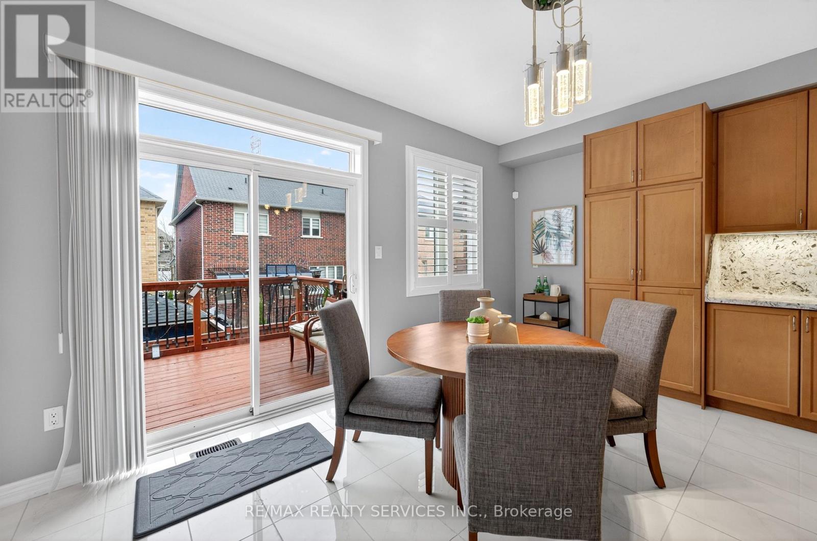 20 Maywood Street, Brampton, Ontario  L6Y 0W6 - Photo 16 - W13063106