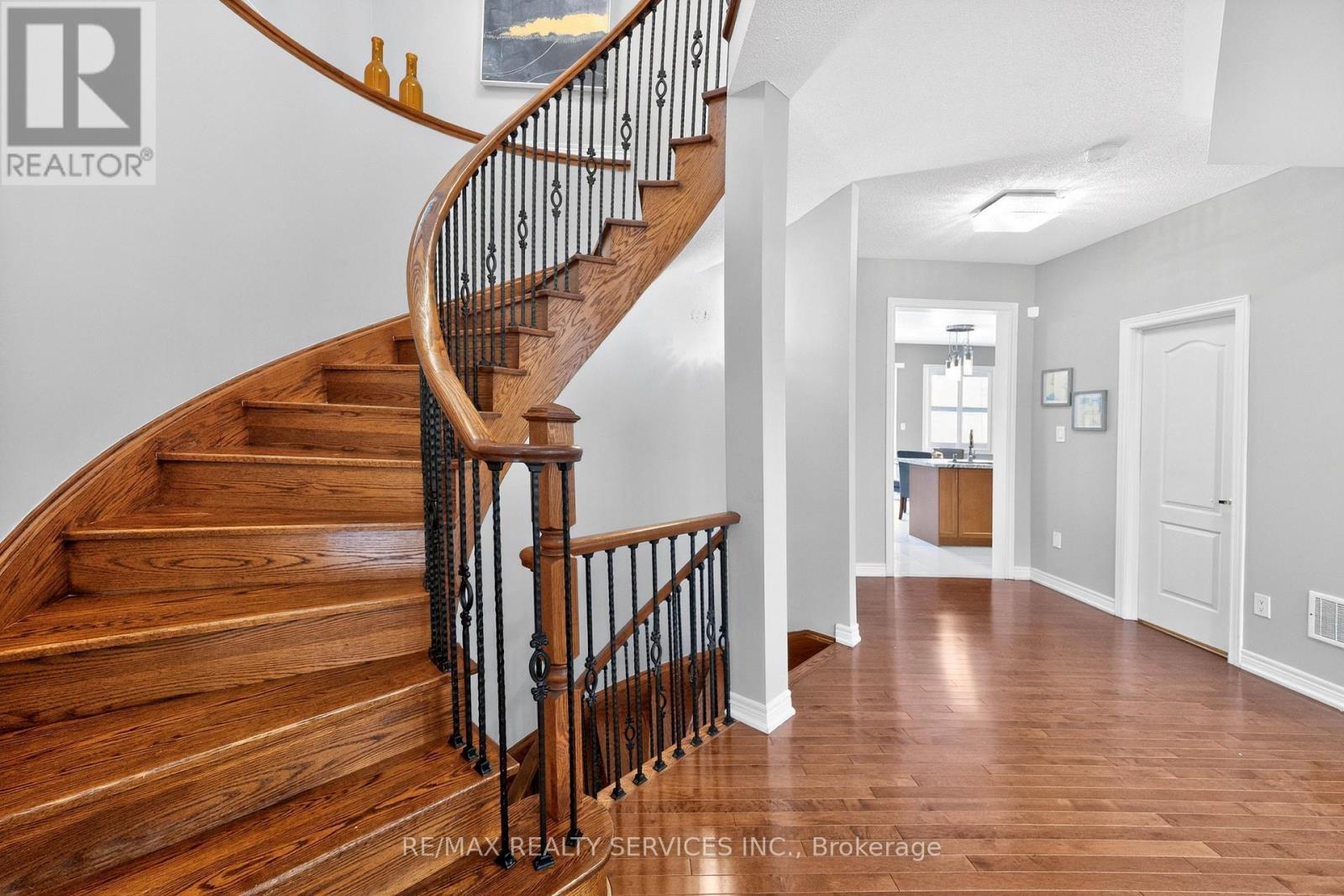 20 Maywood Street, Brampton, Ontario  L6Y 0W6 - Photo 23 - W13063106